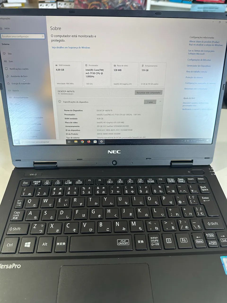 Notebook semi novo 