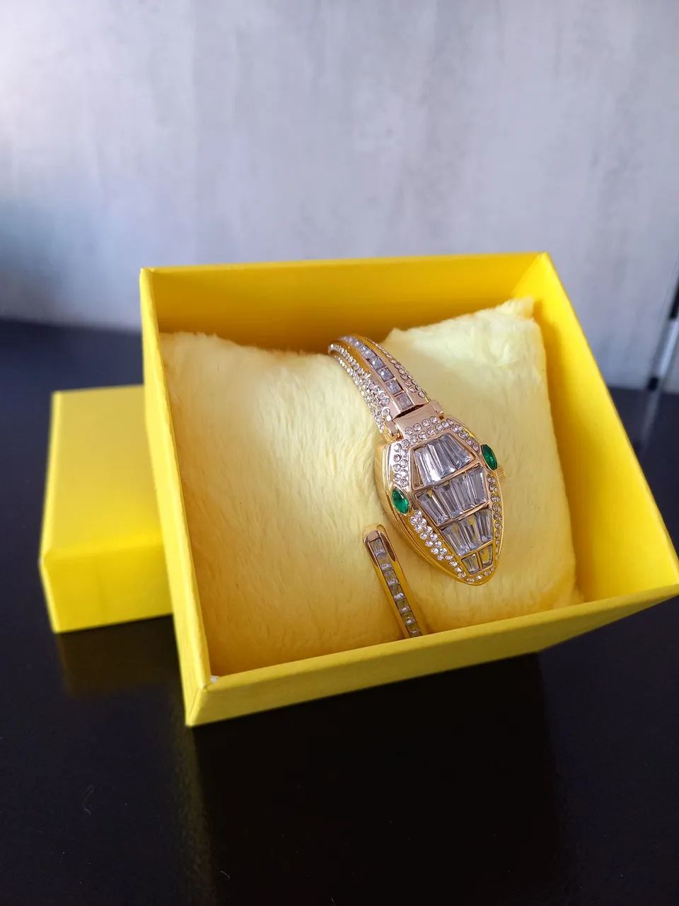 Relógio Bracelete Cobra Cravejado - Foto 3