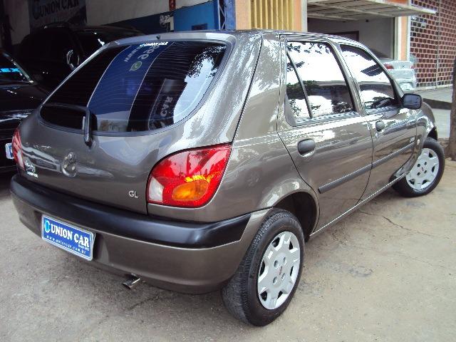 Fiesta Hatch Class 1.0 8v Zetec 2001 4 Ptas - Direção Hidr - Conj. Elétrico - Confira.! - Foto 9
