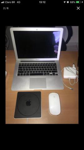 MacBook