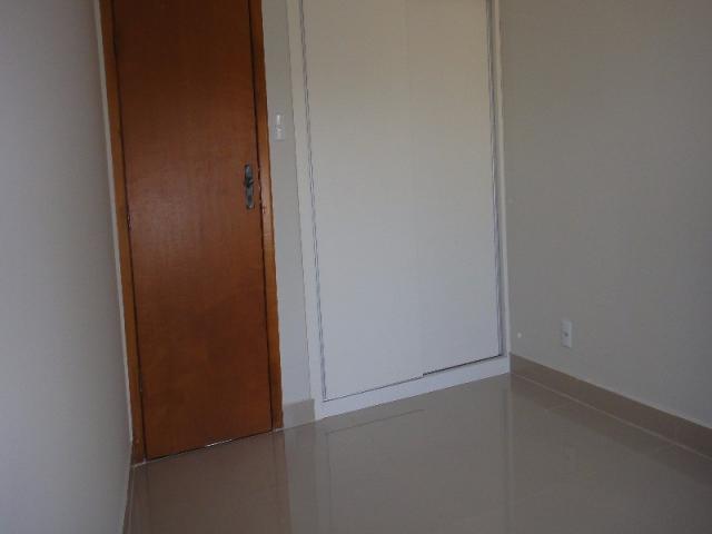 Aluga-se excelente apartamento de 3 quartos, (2º andar), sqs 410 asa sul, no valor de r$3. - Foto 16