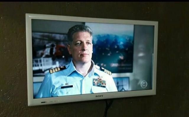 Vendo ou troco Smartv SONY Branca Nova na caixa Valor 1.000 avista - Foto 3