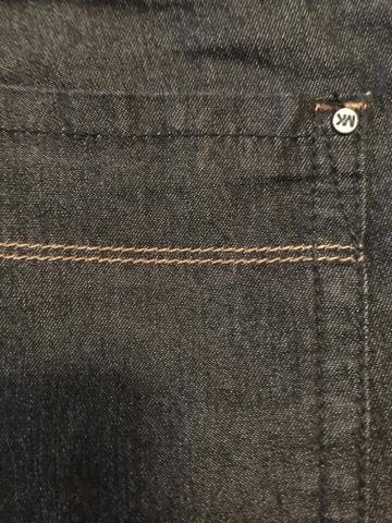 Calça jeans Makenji tamanho 46 - Foto 2