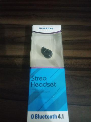 Fone de ouvido bluetooth único samsung