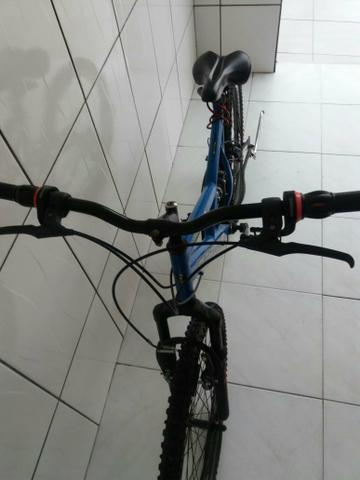 Barbada! bicicleta semi nova aro 26!!! - Foto 6
