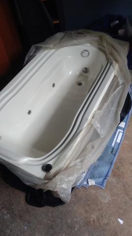 Vendo banheiro hidromassagem - Foto 2