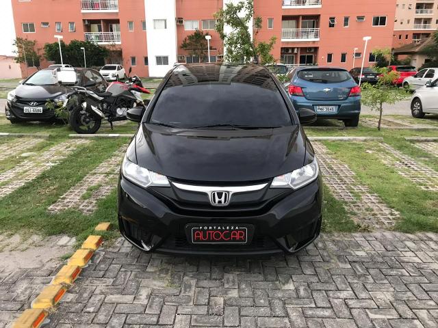 Honda Fit 2015 36km extra única dona ! - Foto 2