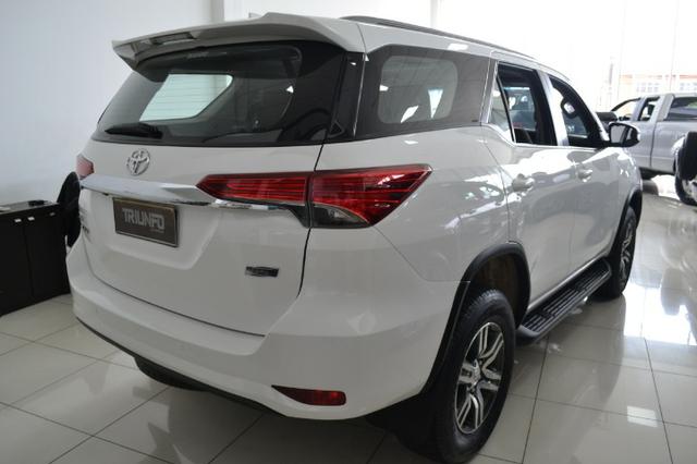 Hilux SW4 SR 2.7 4X2 Flex AUT - 2017 - Foto 3