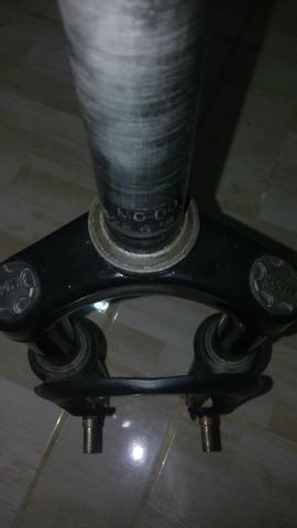 Amortecedor de encaixe aro 26 vendo ou troco leia a descrição - Foto 6