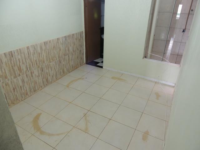 Aluga-se casa 2qtos - 1 suíte em Vicente Pires - Foto 7