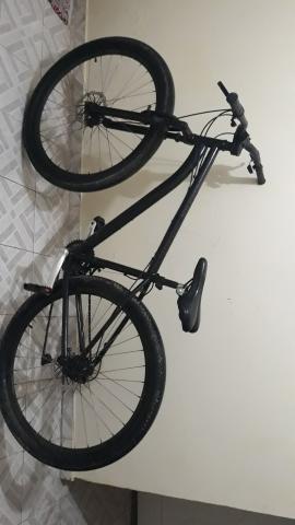 Vendo bike aro 29 ( troco por bike motorizada )