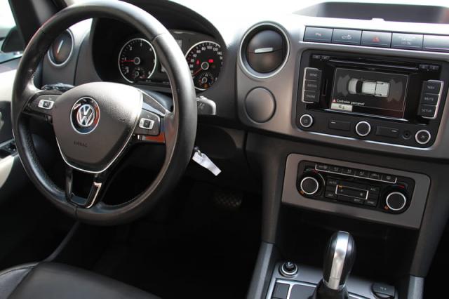 VOLKSWAGEN AMAROK HIGHLINE CD 2.0 16V TDI 4X4 2016 - Foto 12