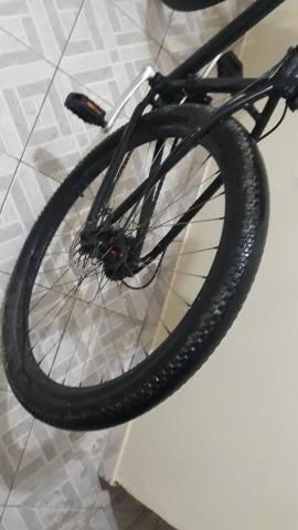 Vendo bike aro 29 ( troco por bike motorizada ) - Foto 3