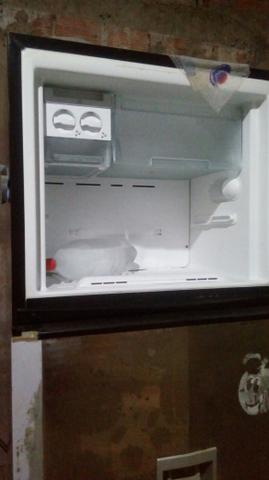 Vendo essa geladeira brastemp frostfree - Foto 4