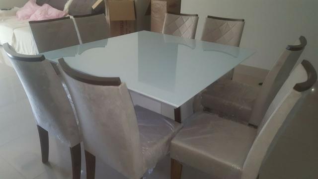 Mesa de jantar com tampo em vidro Branco Laca 8 cadeiras Zap *