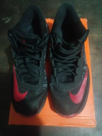tenis de basquete nike barato