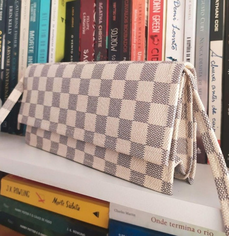 Bolsa de ombro quadriculada