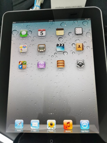 Apple iPad 1ªgeração Mb294ll 64gb Cinza Tela Perfeita - Computadores e  acessórios - Santa Efigênia, São Paulo 863287875 | OLX