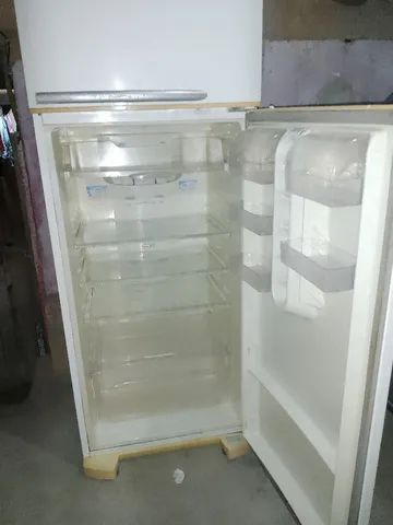 Vende-se geladeira Electrolux frost free