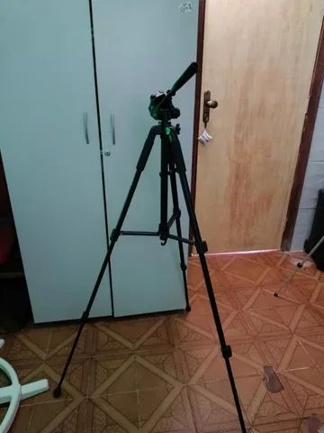 Tripé para câmeras fotográficas e  celulares - Foto 2