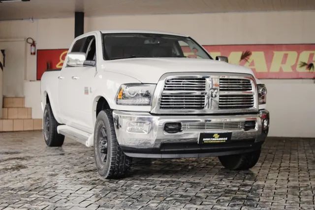 Dodge RAM 2500 LARAMIE CREWCAB 4X4 6.7 V6
