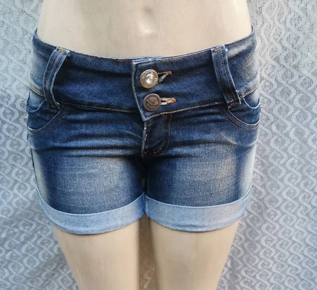 Short jeans Premium faceirinha com strass tam 38