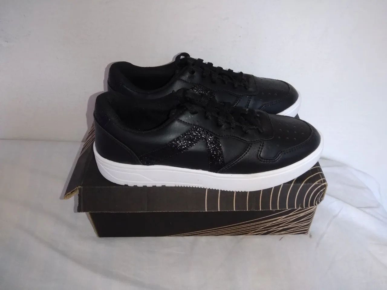 Tênis Feminino Casual Preto - Foto 4