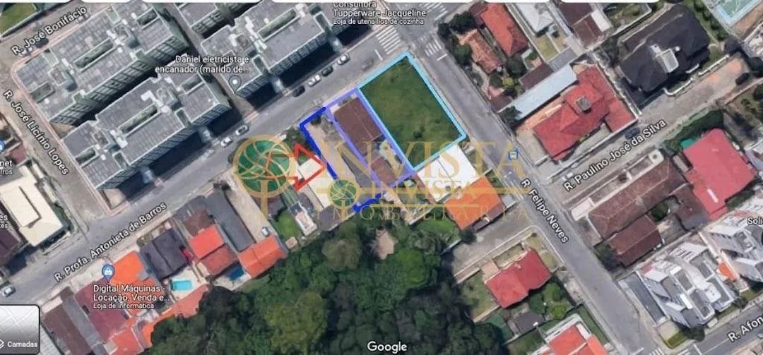 À venda | Terreno de 290 m² - Canto, em Florianópolis.