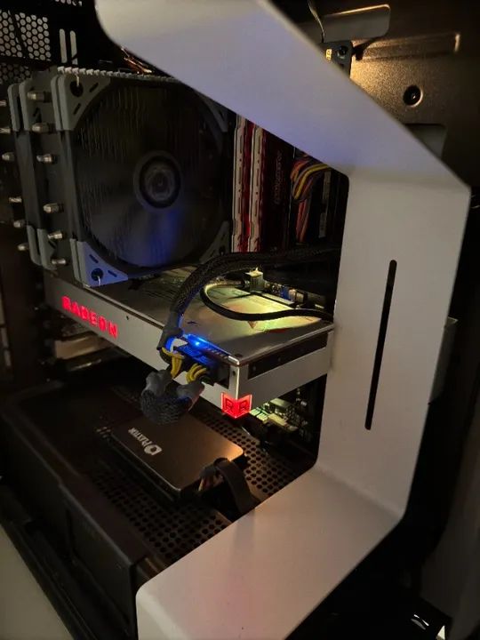 Pc Gamer i9 9900k 32Gb Ram 512Gb/240Gb SSD Radeon RX Vega 64 - Foto 2