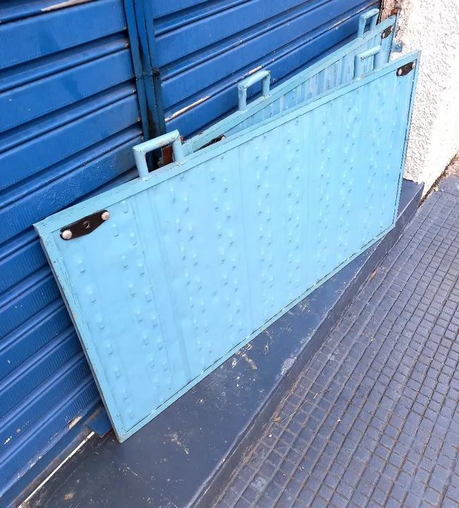 Chapas de Ferro_ proteção Portas para lojas. - Foto 3