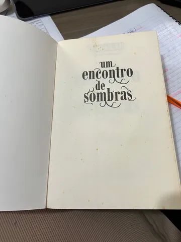 Livro um encontro de sombras - Foto 2
