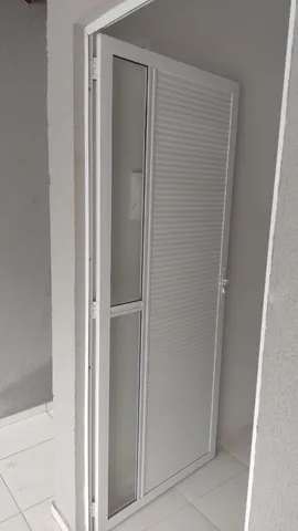 Alumínio express. Porta, portão, box para banheiro, janela, corrimão, vidro temperado