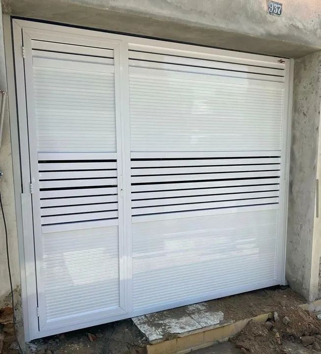 Portão basculante com social! Parcelamos em até 10X - Foto 4