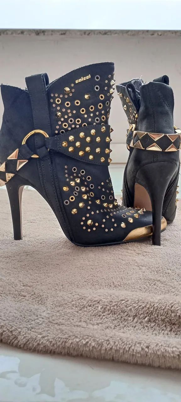 Bota Colcci Spikes All Over Preta - Foto 3