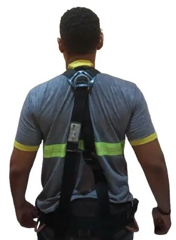 Cinto de segurança 2 pontos USADO (tipo paraquedista) - Foto 2