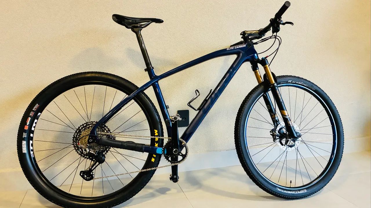 Bicicleta Caloi Elite Carbon Team 2020 