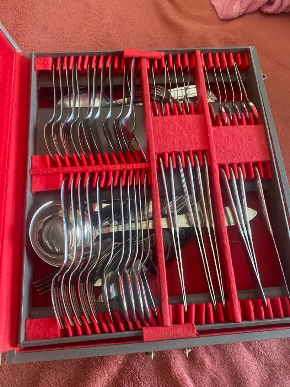 Faqueiro Completo em Estojo Luxuoso