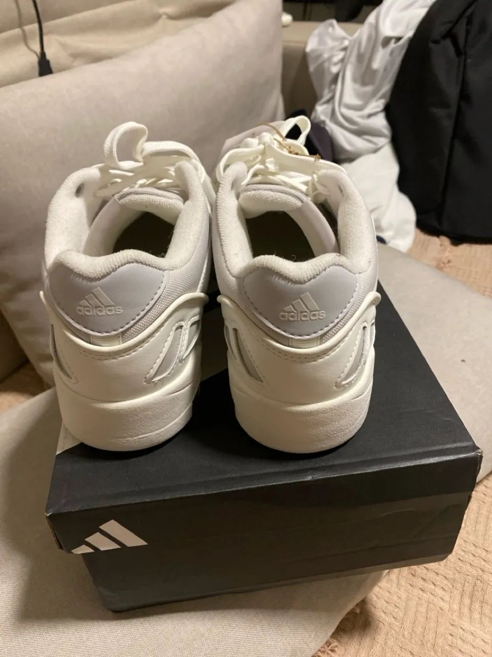 Tênis Adidas-Midcity Low - Foto 4