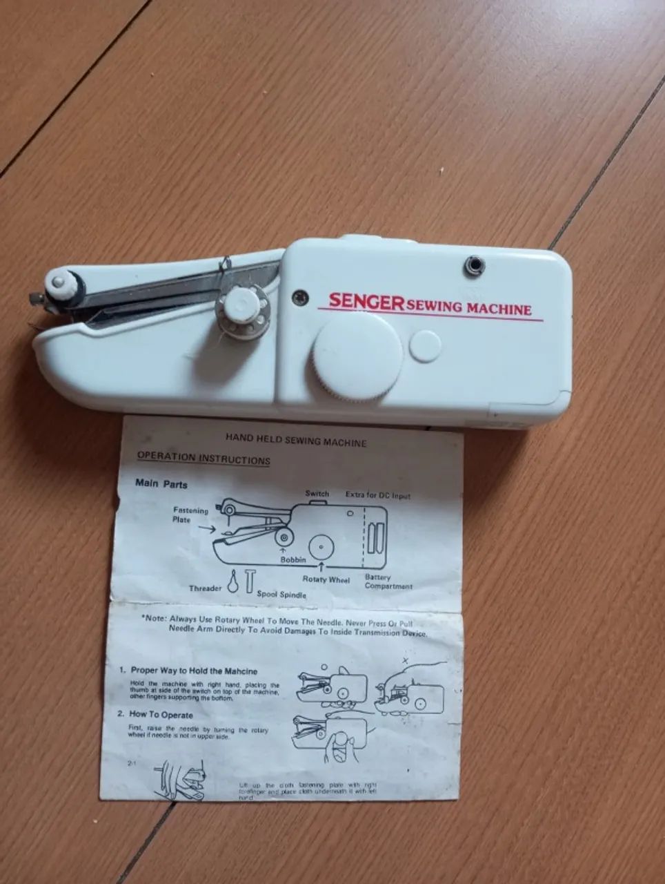 MÁQUINA DE COSTURA MANUAL PORTÁTIL SENGER
