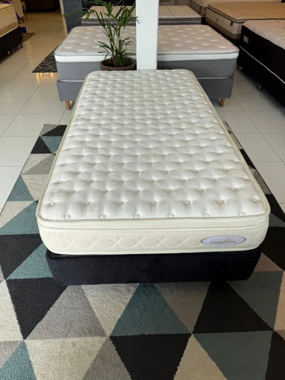 Colchão de Solteirão MAXFLEX TOP - Entrego!  - Foto 4