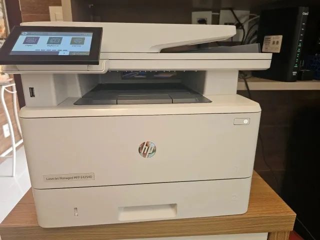 Impressora Multifuncional HP LaserJet Managed E42540f 