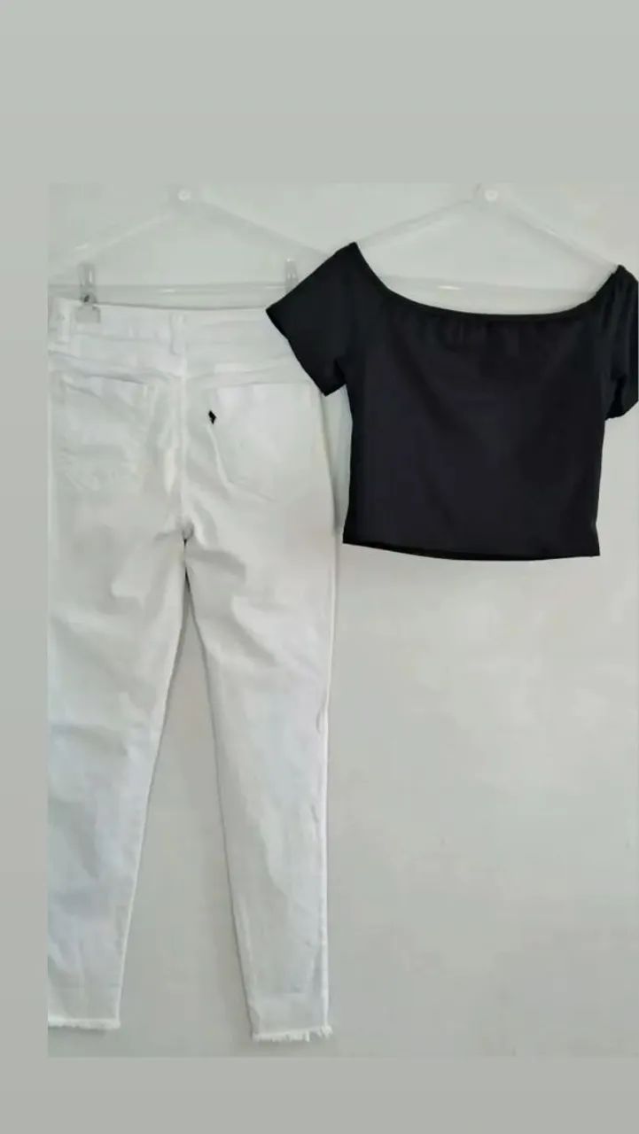  calça Skinny branca e cropped  strass tam P - Foto 2