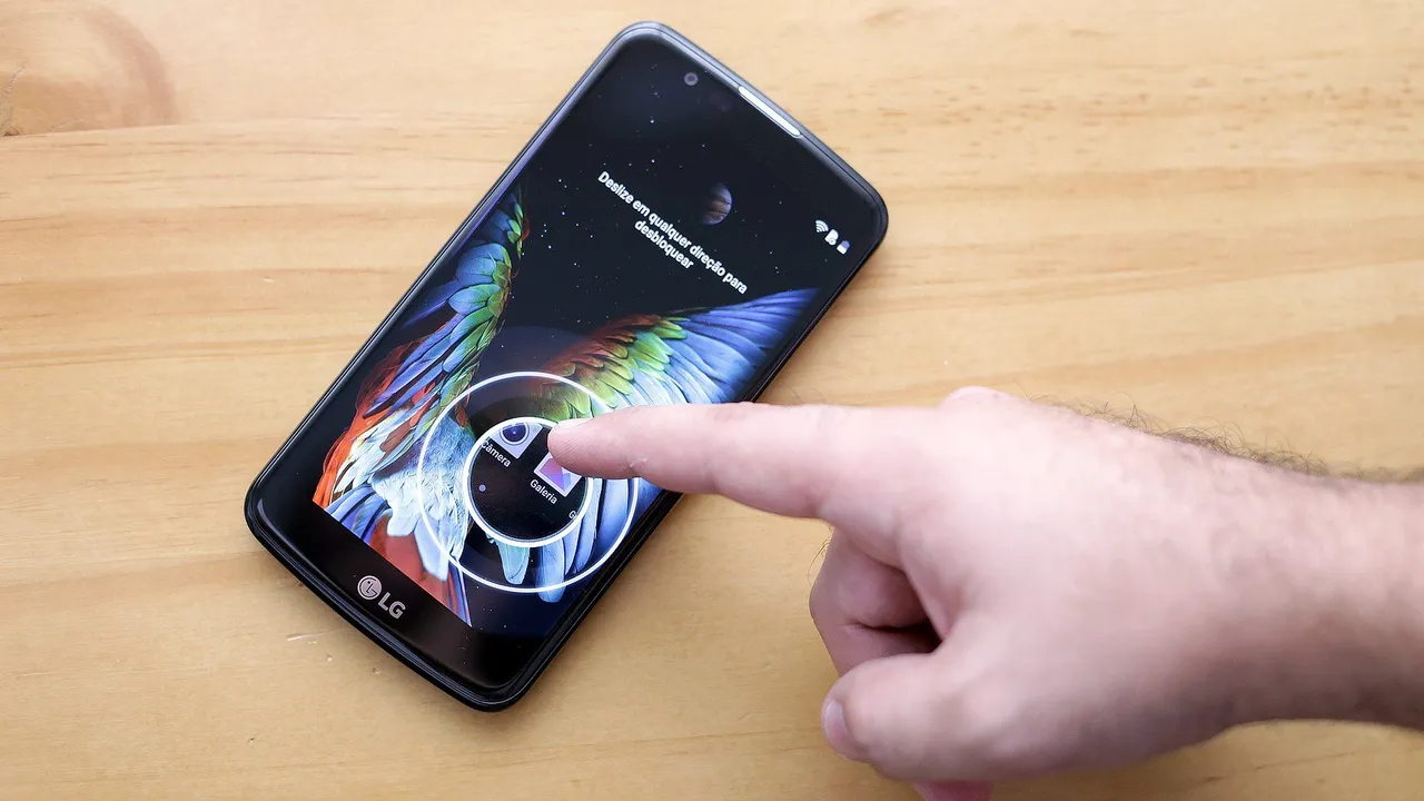 Celular LG K10 novissimo em excelente estado.