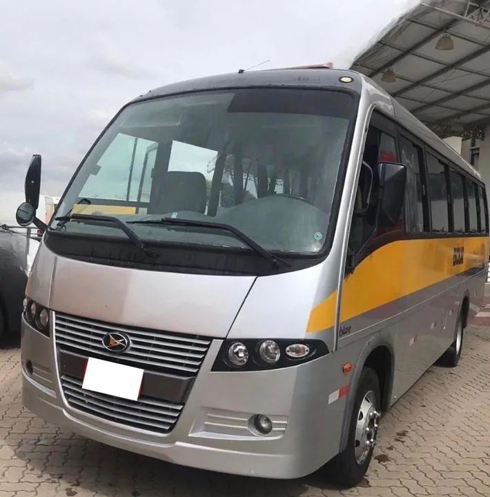 Micro ônibus w8 escolar 33lg/2012