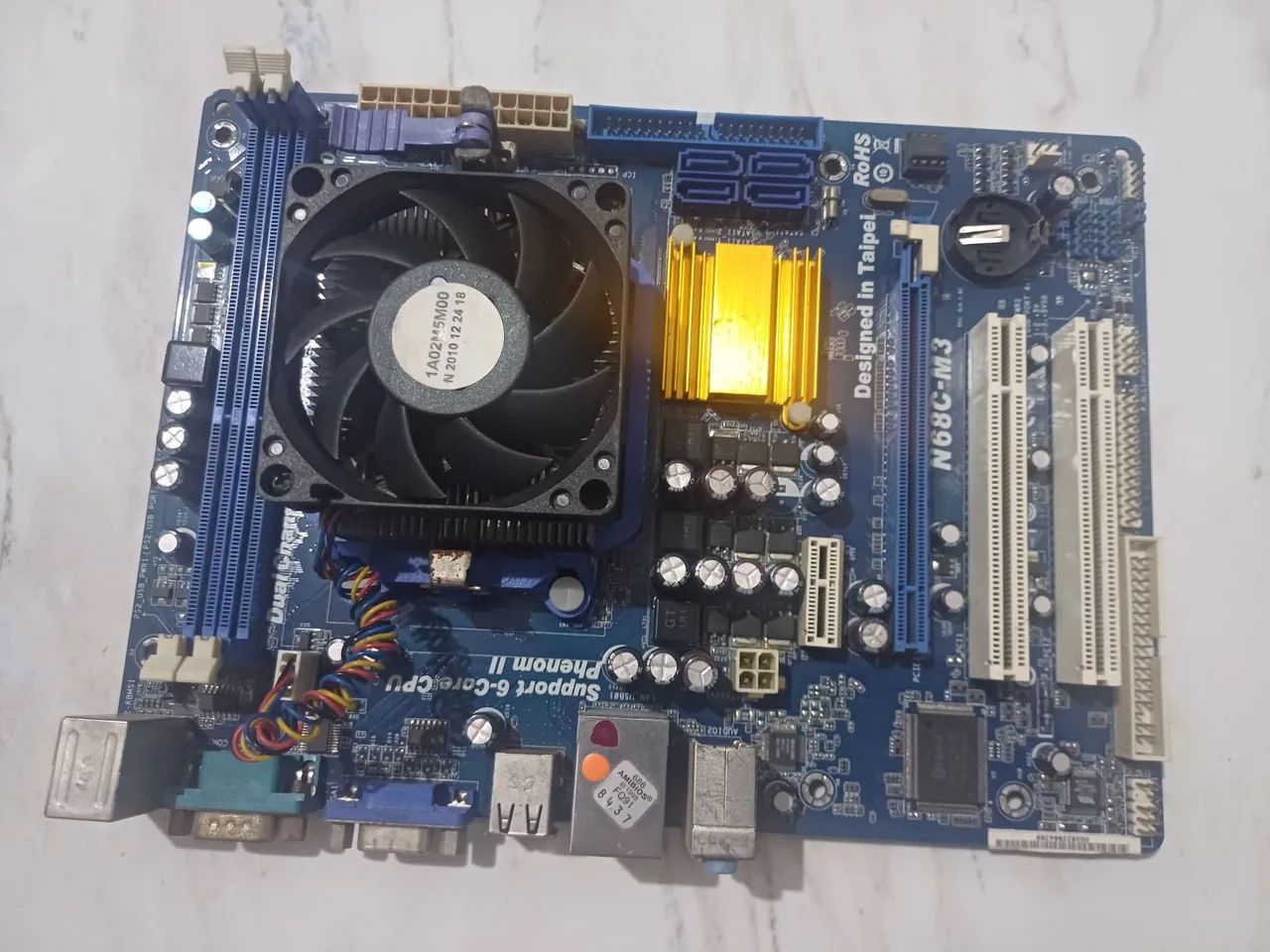 Kit Placa-mãe N68C-M3 com processador e cooler