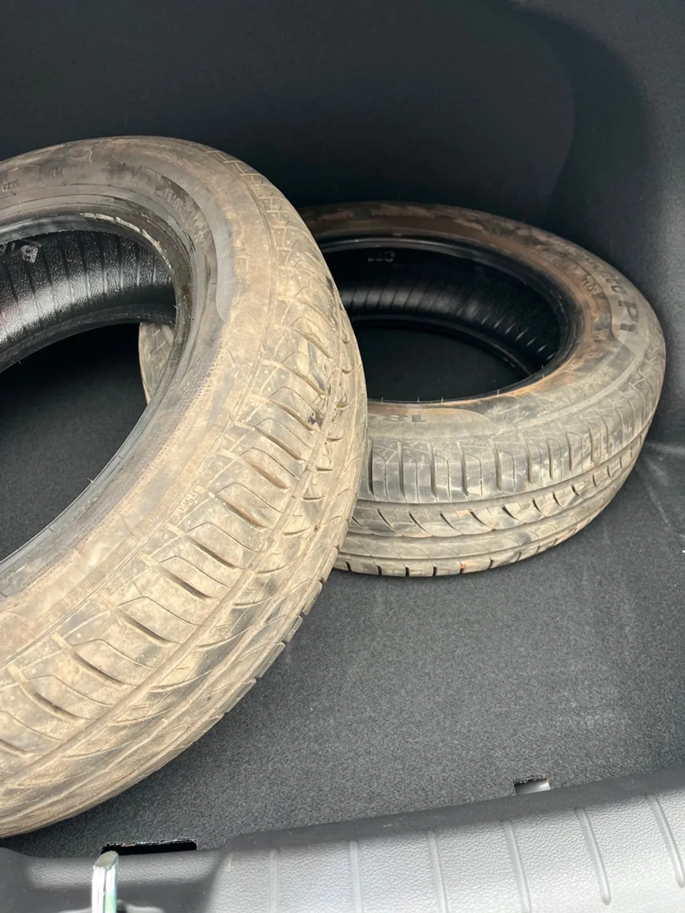 Pneus 185/60 R15 zero