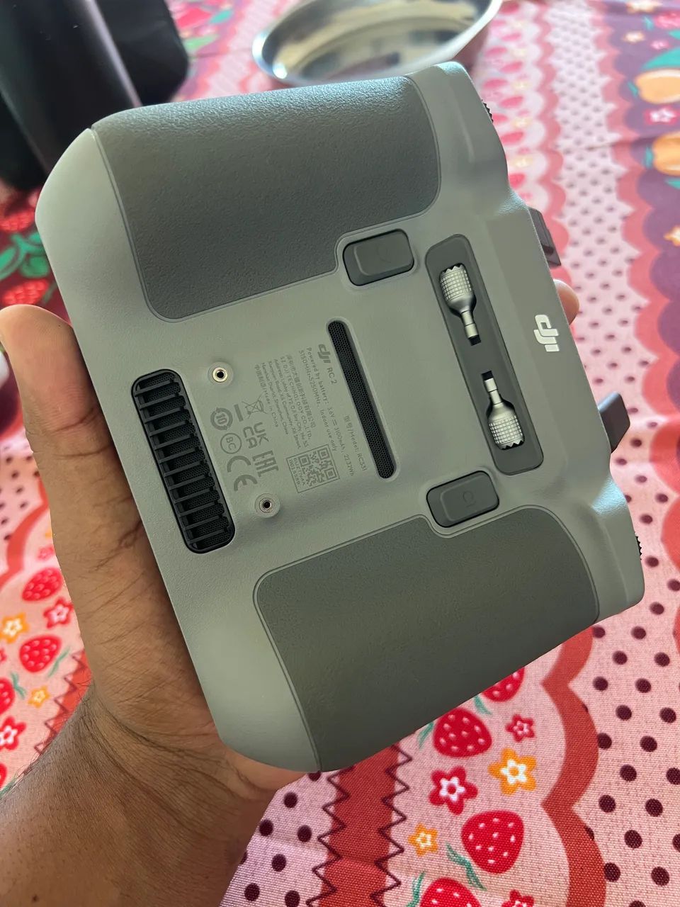 Controle e baterias mini 4 pro  - Foto 3