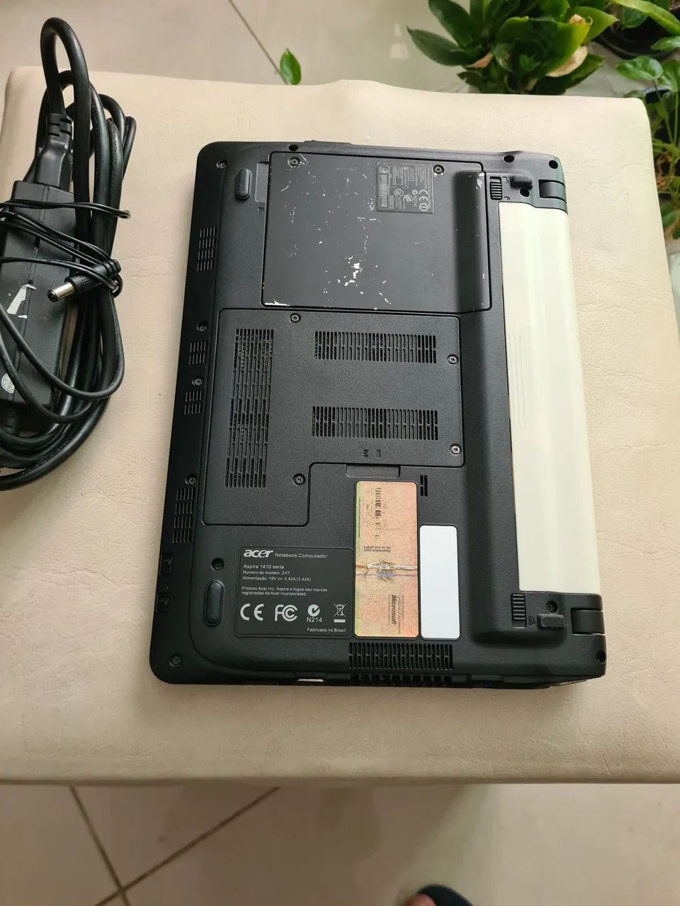 Notebook Acer 1410 ZH7- Mini Notebook - usado bom para o dia a dia - Foto 4