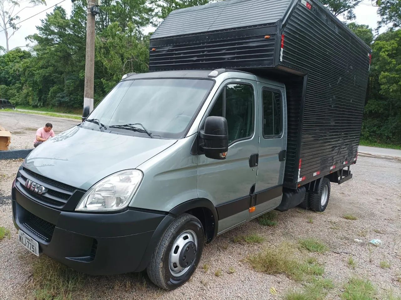 Caminhão Iveco Daily Cabine Dupla 55c16 Baú - Foto 2