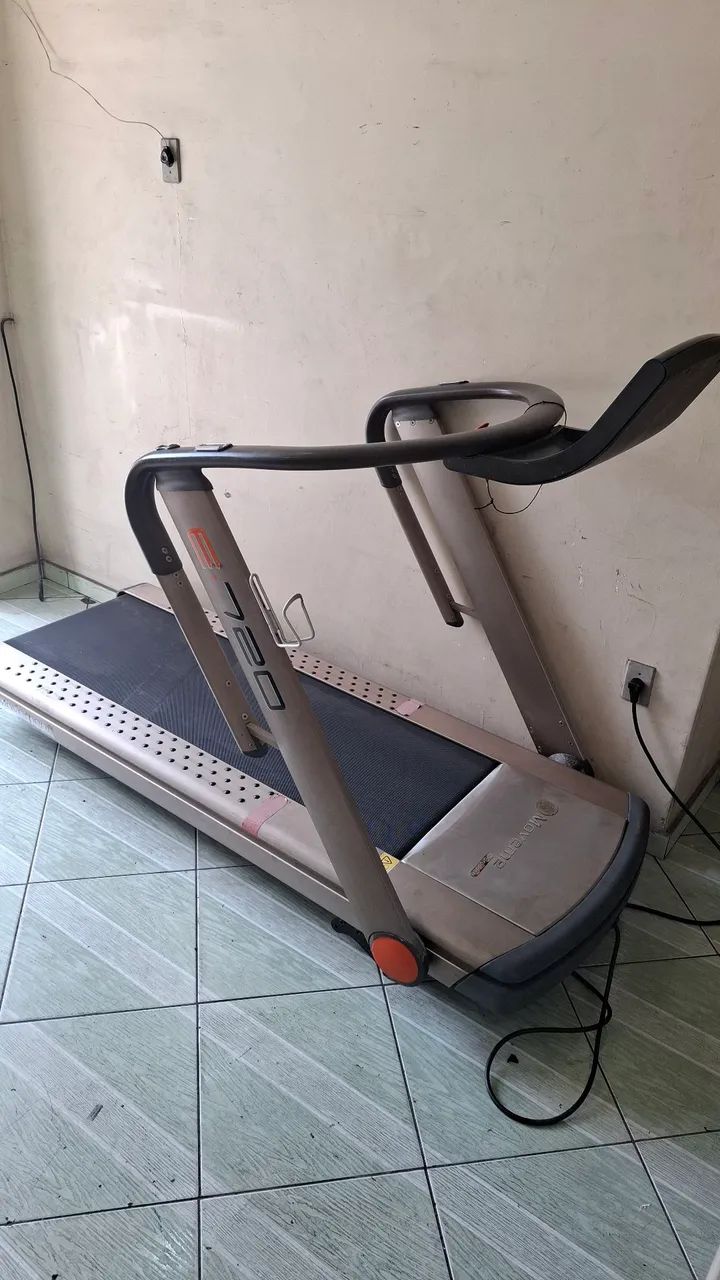Esteira Movement E 720 Profissional  - Foto 2
